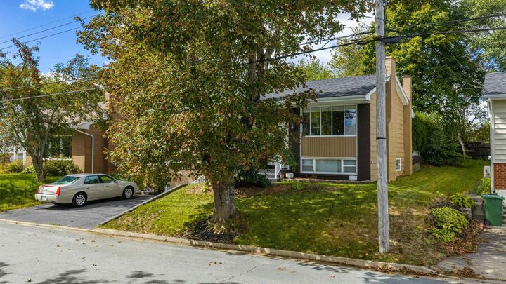 Property Photo:  47 Kingston Crescent  NS B3A 2L9 