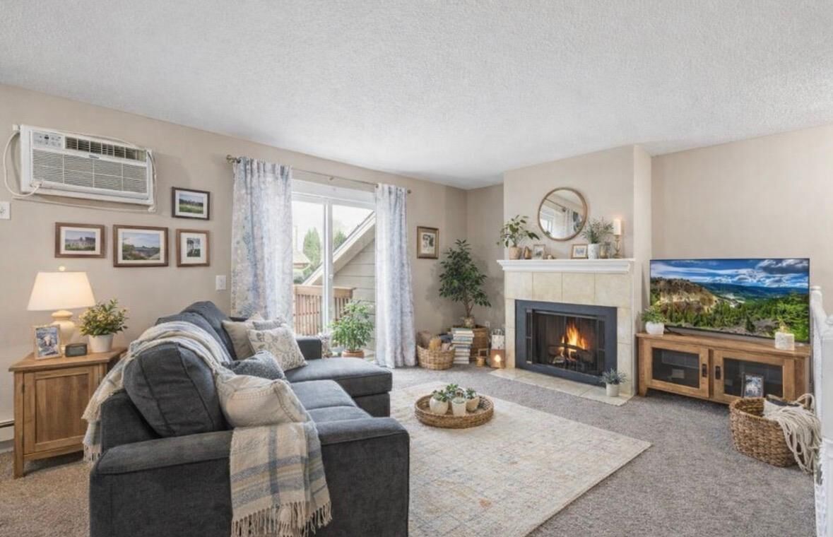 Property Photo: 3 Somerset Drive MN 55387