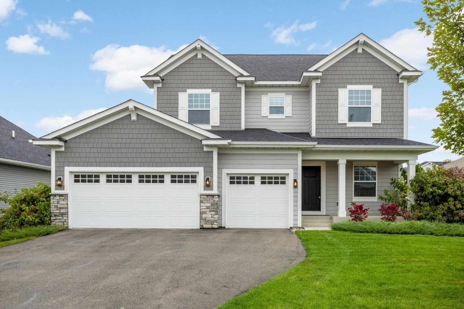 Property Photo: 5952 Mayfair Road NE MN 55372