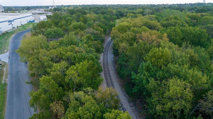 Property Photo:  11 Center Street  TX 75460 