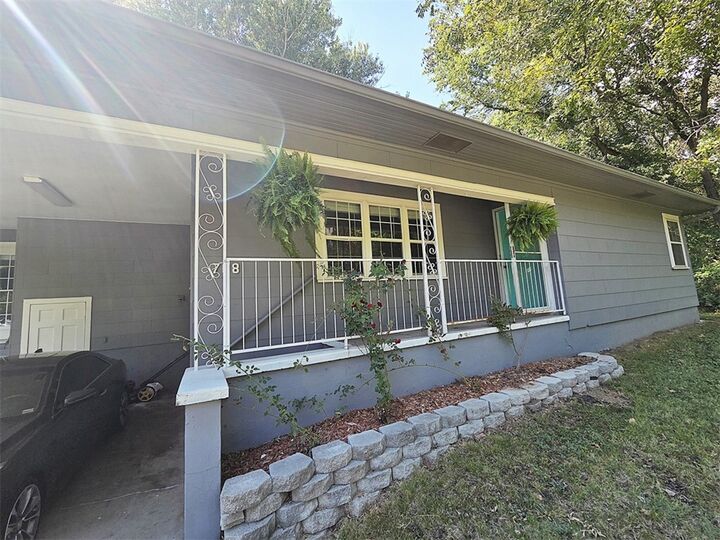Property Photo: 708 N Oak Street AR 72601