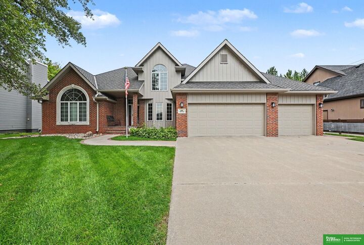 Property Photo: 2524 Park Place Drive NE 68025