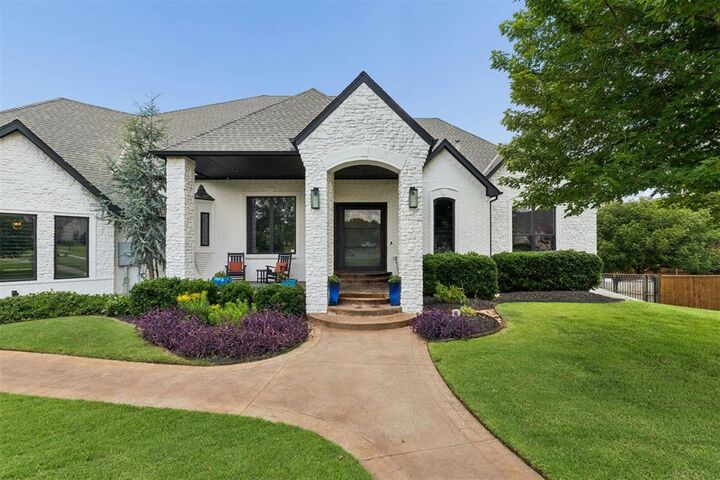 Property Photo:  4317 Slate Bridge Road  OK 73034 