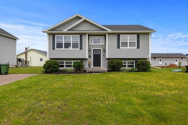 Property Photo:  5 Darte Drive  PE C1A 9S9 