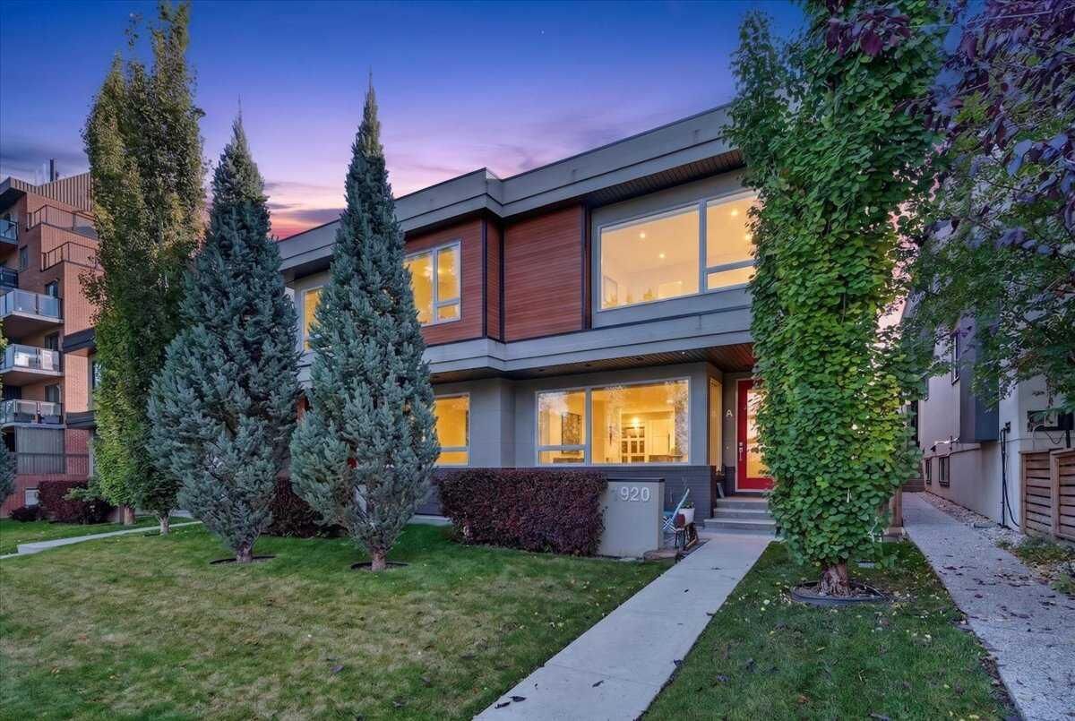 Property Photo:  1920 25A Street SW 2  AB T3E 1Y5 