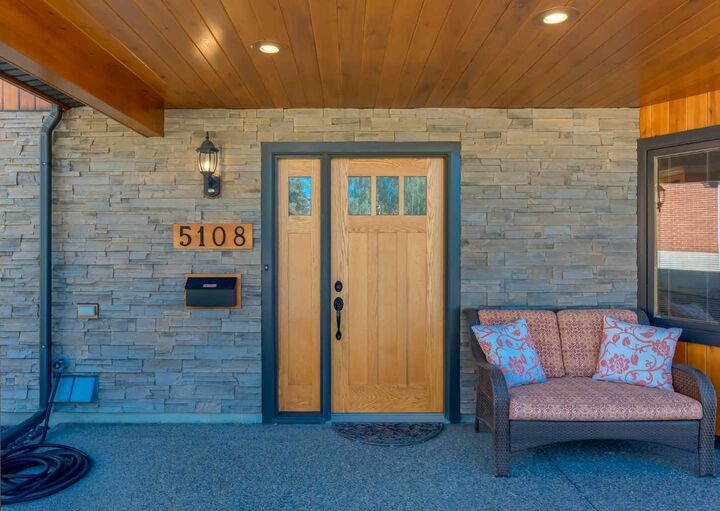 Property Photo: 5108 Brockington Road NW AB T2L 1R6