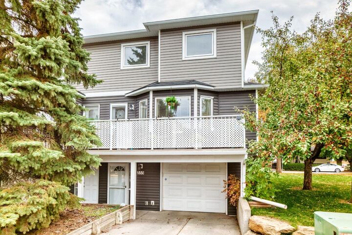 Property Photo:  355 Regal Park NE  AB T2E 0S6 
