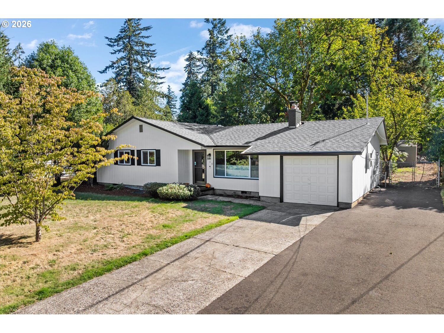 Property Photo:  130 Ogden Dr  OR 97045 