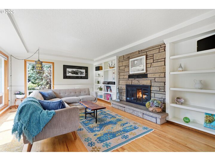 Property Photo: 804 NW Sluman Rd WA 98665