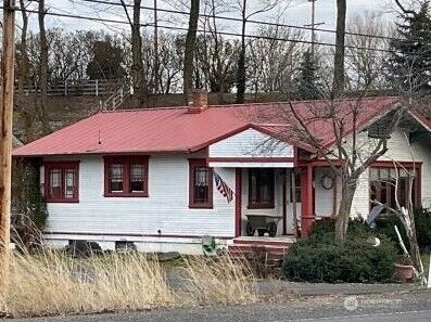 Property Photo: 4641 Peppers Bridge Road WA 99362