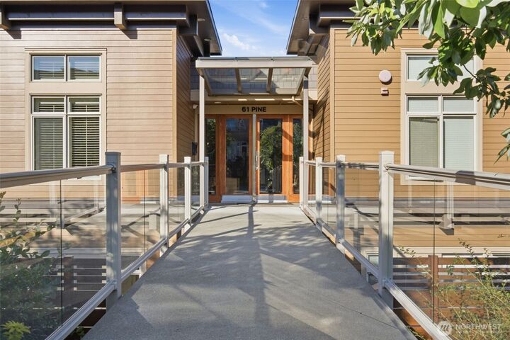 Property Photo:  61  Pine 206  WA 98020 