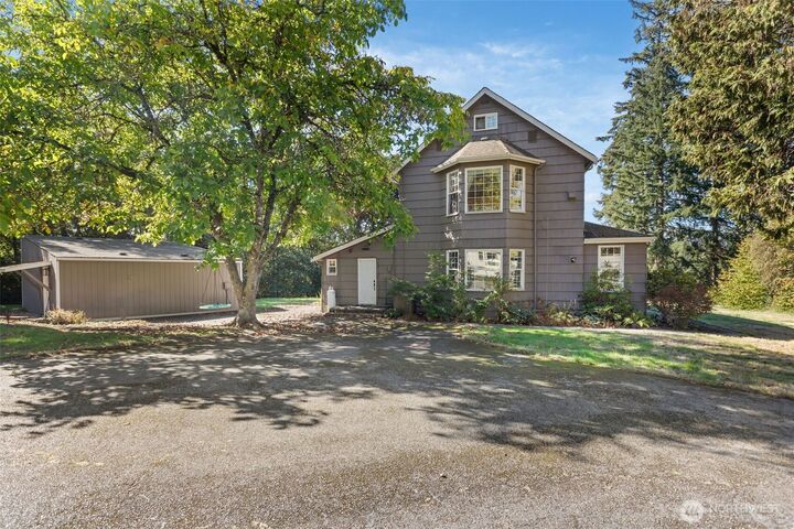 Property Photo: 5348 SE Country Club Way WA 98367