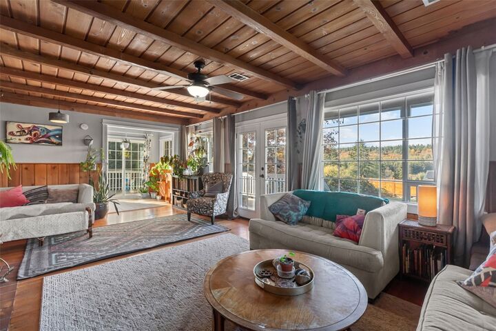 Property Photo: 5348 SE Country Club Way WA 98367