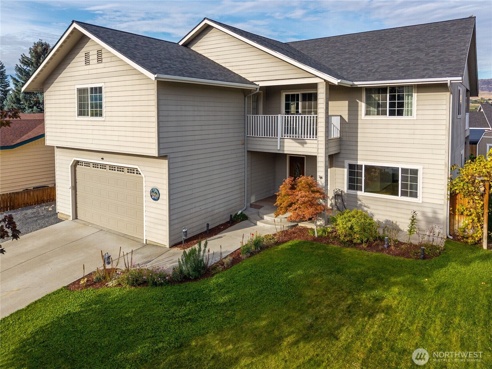 Property Photo:  3037  Vera Cruz Street  WA 98828 
