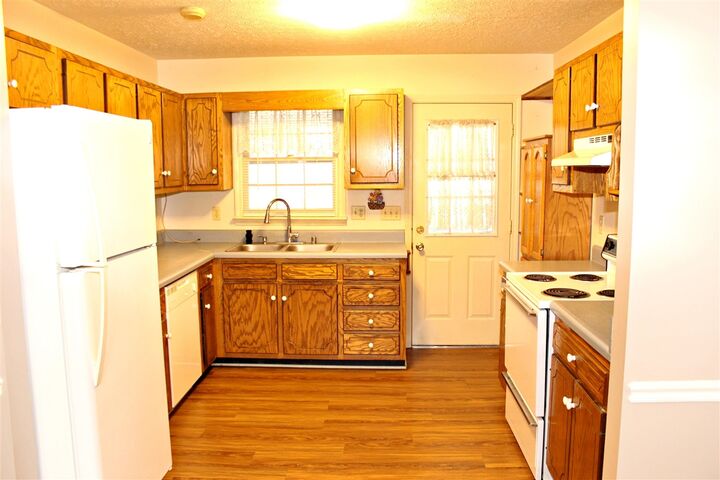 Property Photo:  25 Pleasant Place Way  KY 42104 