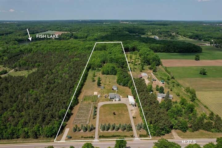 Property Photo:  9270 S M-37  MI 49620 