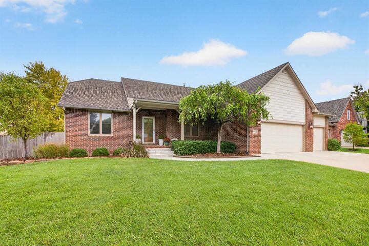 Property Photo: 12621 E Edgewood Drive KS 67206