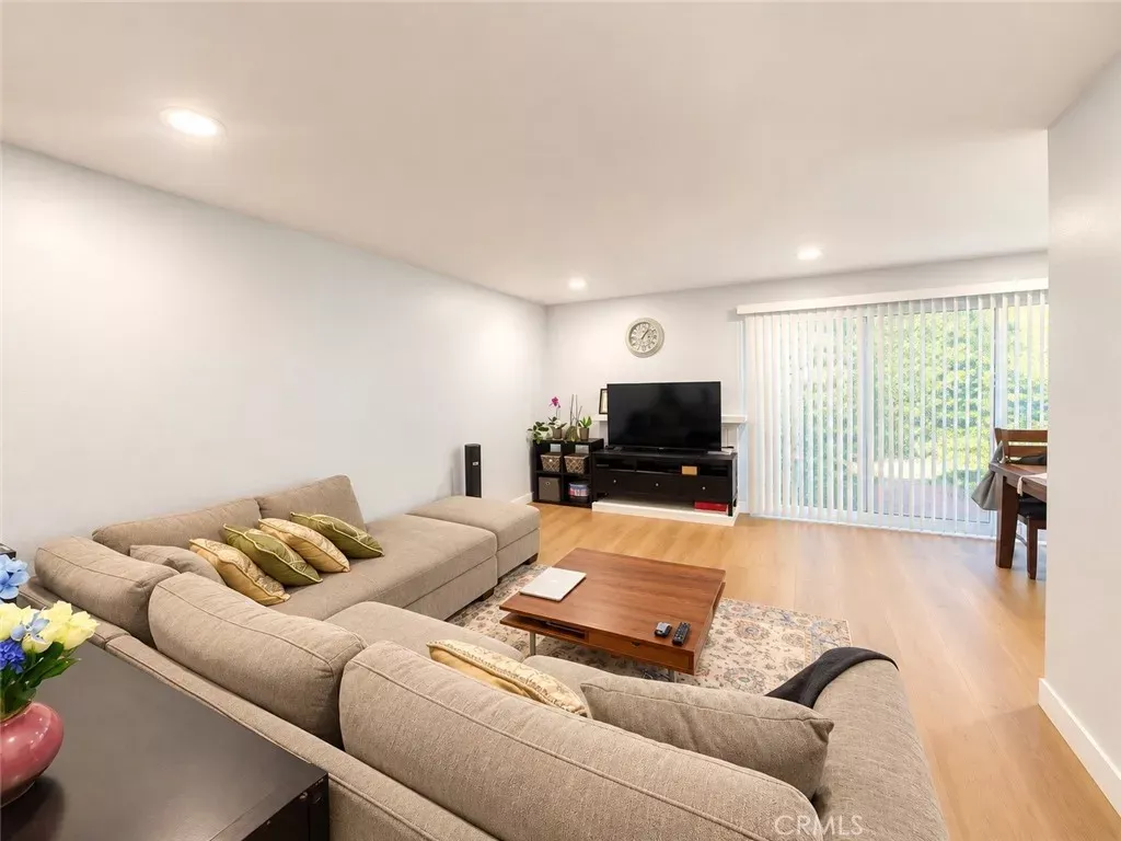 Property Photo: 1030 Loma Vista CA 92833