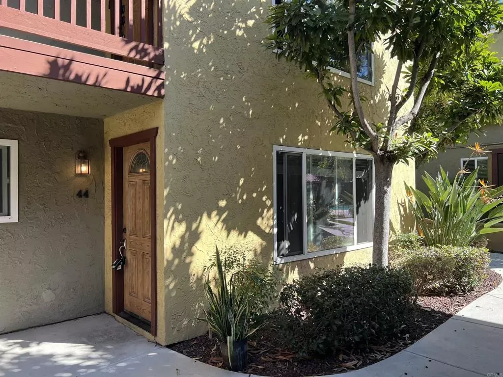 Property Photo:  1000 Estes Street 44  CA 92020 