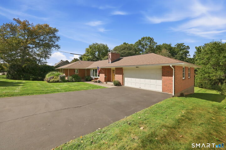 Property Photo:  517 Swain Avenue  CT 06450 