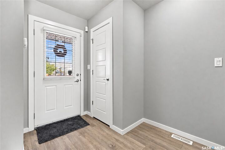 Property Photo:  4653 Primrose Green Drive E  SK S4V 3K8 