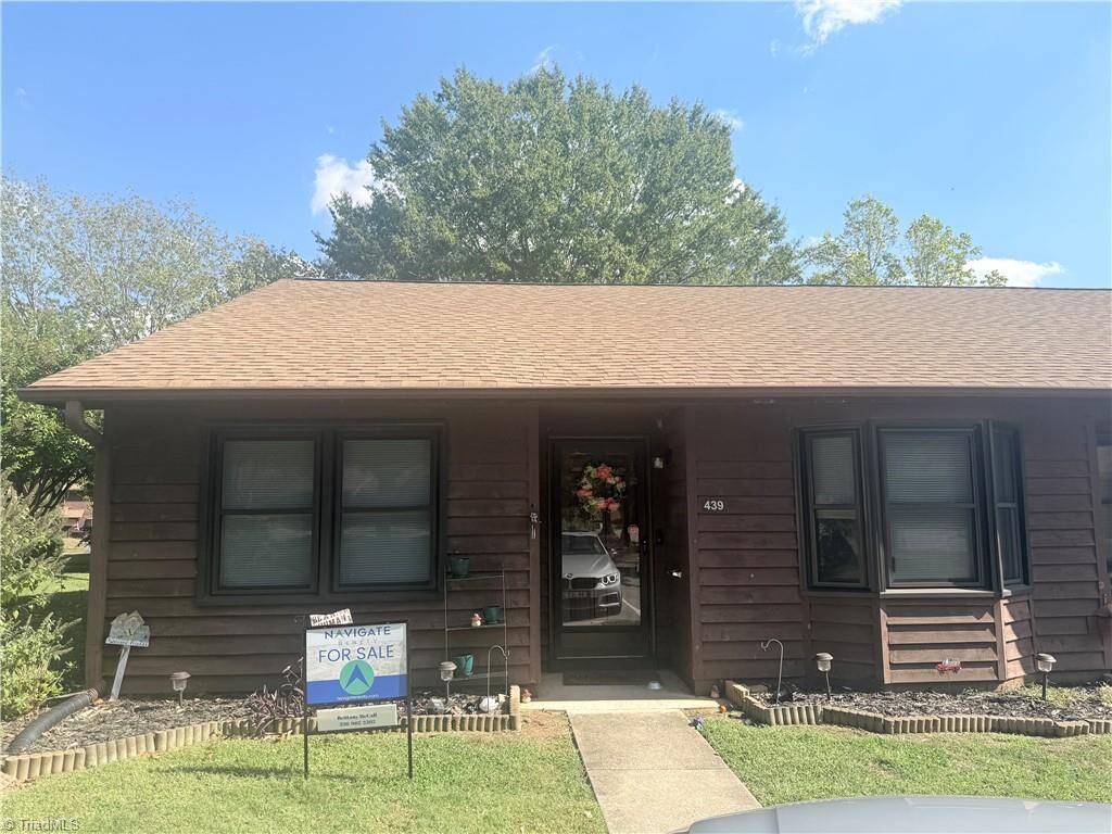 Property Photo:  439 James Court  NC 27265 