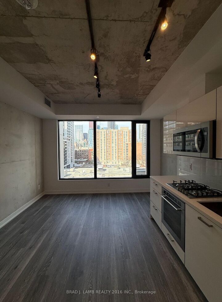 Property Photo:  55 Ontario Street 518  ON M5A 0T8 