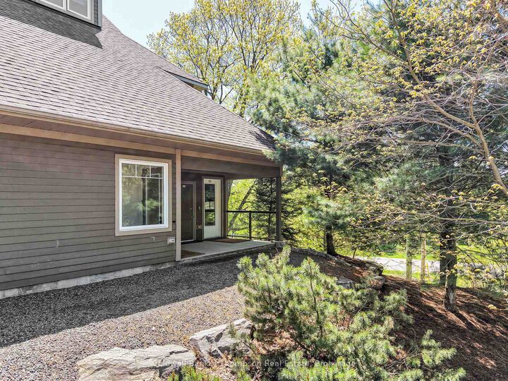 Property Photo:  1 Tree Tops Lane 302  ON P1H 1A9 