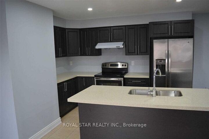Property Photo: 54 Baycliffe Crescent ON L7A 3Z3