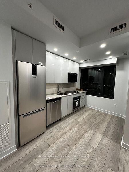Property Photo:  2920 Hwy 7 N/A 1409  ON L4K 0P4 
