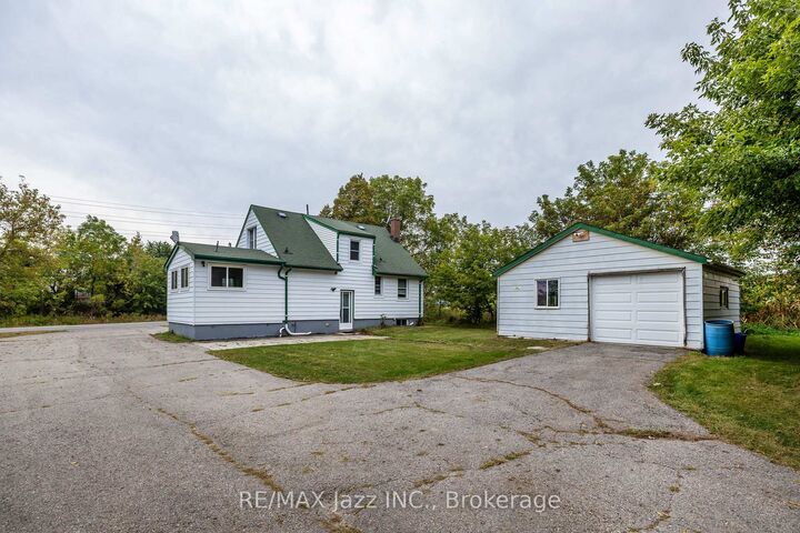 Property Photo:  1585 Townline Road N  ON L1H 8L7 