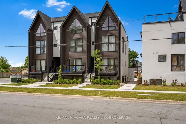 Property Photo:  7277 Wilson Crescent 209  ON L2G 4S5 