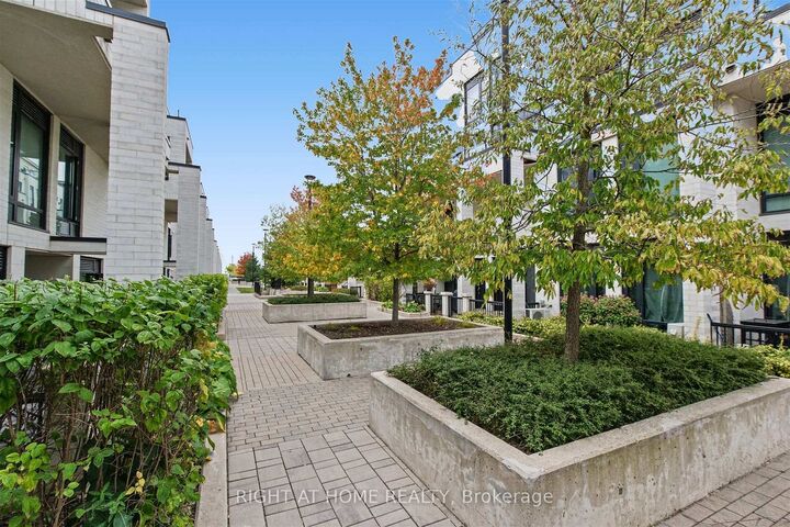 Property Photo:  130 Widdicombe Hill Boulevard 416  ON M9R 0A9 