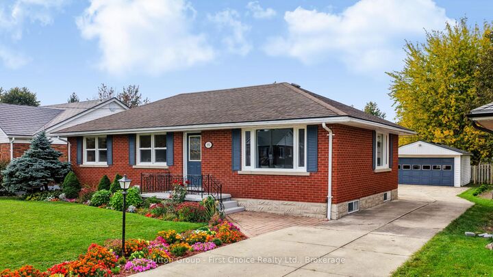 Property Photo:  151 Woods Street  ON N5A 1M3 