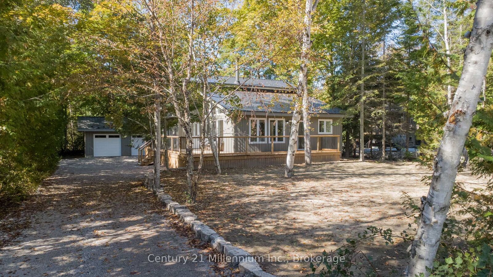 Property Photo: 40 Rolling Hills Drive ON N0H 2T0