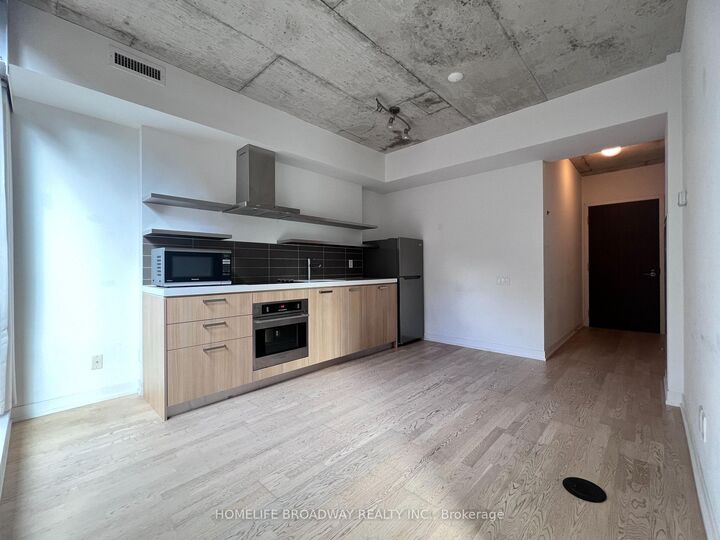 Property Photo:  560 King Street W 416  ON M5V 0L6 