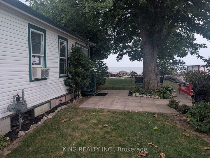 Property Photo:  42 Pulley Road  ON N0P 2P0 