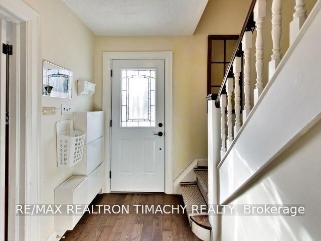 Property Photo:  61 Thirty Seventh Street  ON M8W 3L7 