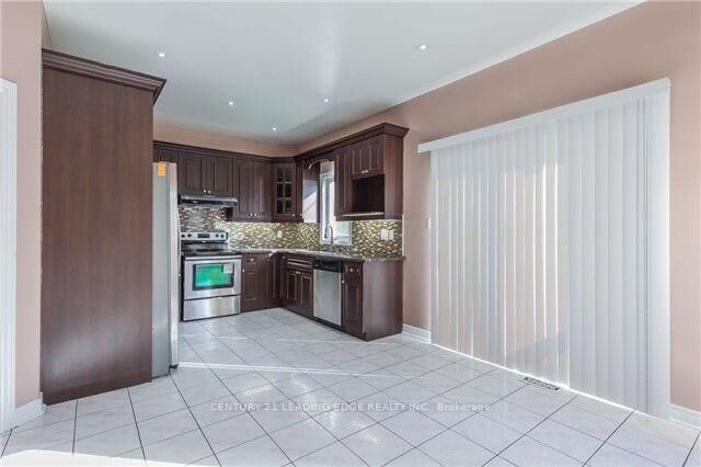 Property Photo:  421 Elson Street  ON L3S 4T8 
