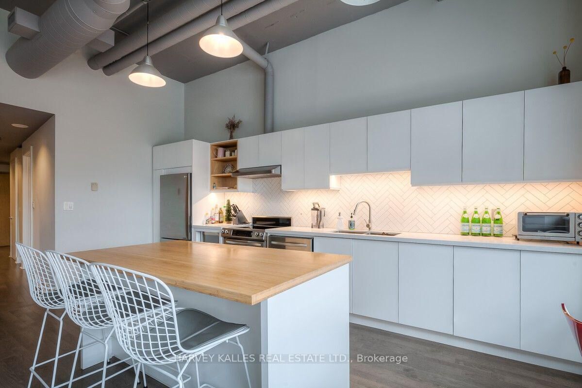 Photo de la propriété: 700 King Street W 608 ON M5V 2Y6