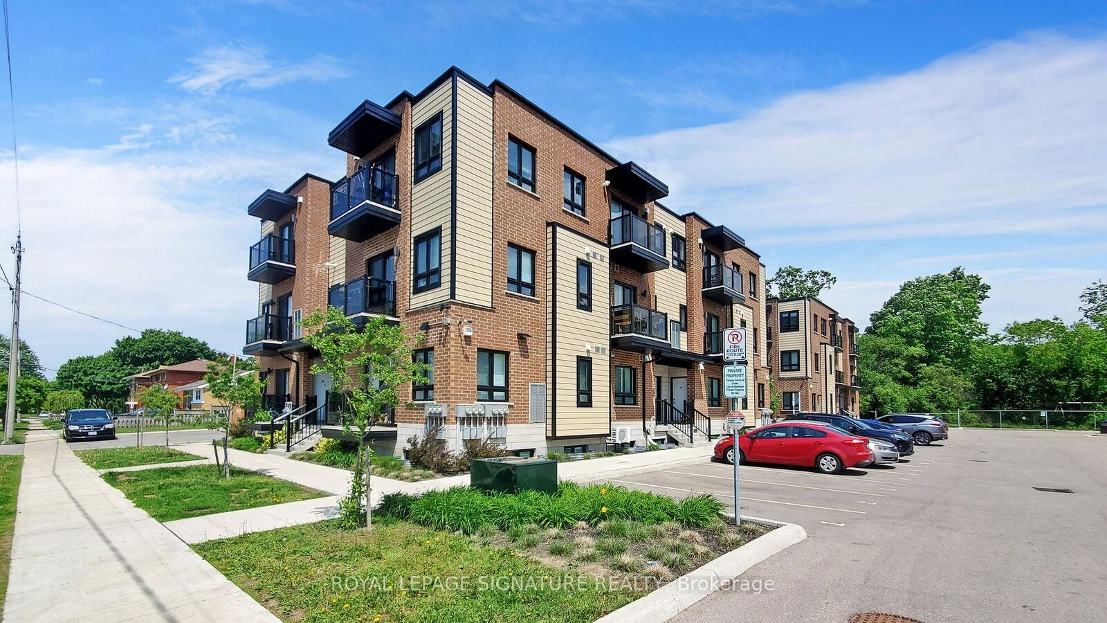 Property Photo:  374 Prospect Avenue B5  ON N2A 0L2 