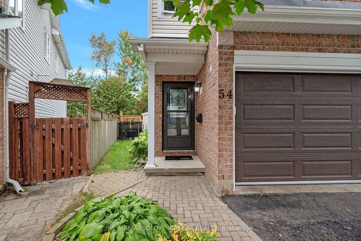 Property Photo:  54 Castle Glen Crescent  ON K2L 4H1 