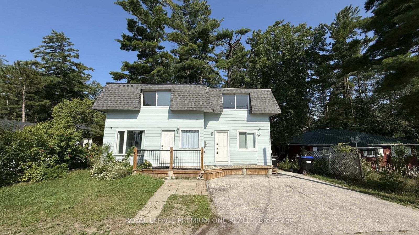 Property Photo:  512 Mosley Street Unit A  ON L9Z 2J4 