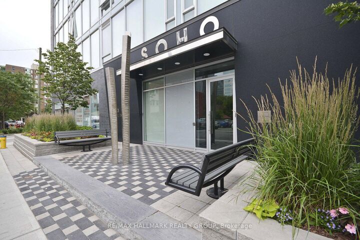 Property Photo:  300 Lisgar Street 1701  ON K2P 0E2 