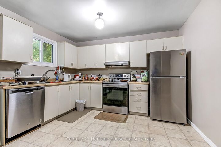 Property Photo:  455 Springbank Avenue N 37  ON N4T 1R1 