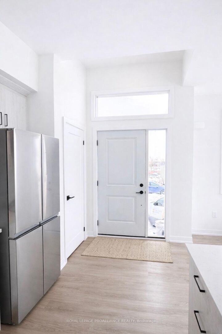 Property Photo:  515 (Blk 59) Joseph Gale Street 207  ON K9A 1K8 
