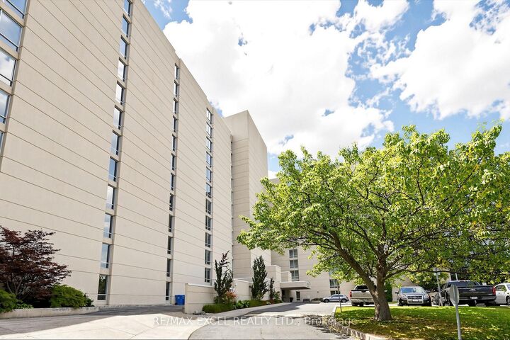 Property Photo:  5280 Lakeshore Road 607  ON L7L 5R1 