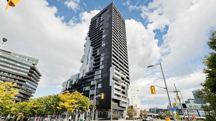 Photo de la propriété: 170 Bayview Avenue 301 ON M5A 0M4