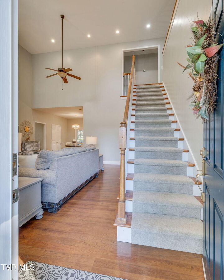 Property Photo:  204 Fox Path Court  TN 37663 