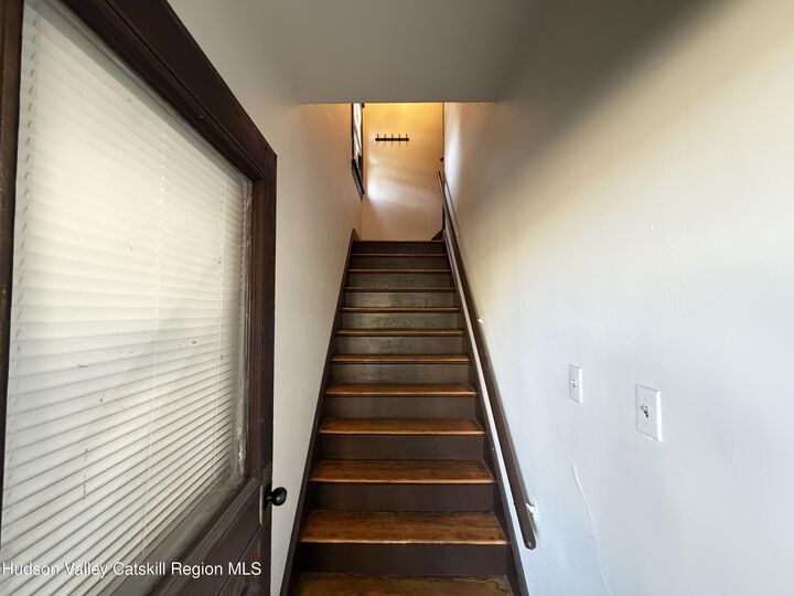 Property Photo:  252 Elmendorf  NY 12401 